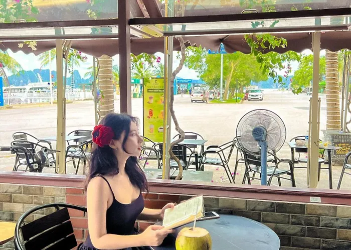 Canh Buom - Tuan Chau Hotel Hạ Long