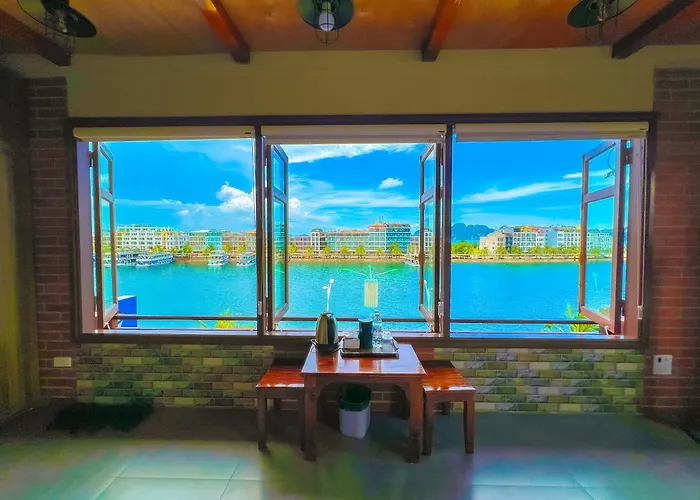 Hotel Canh Buom - Tuan Chau