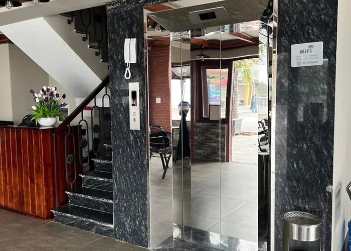 Hotel Canh Buom - Tuan Chau