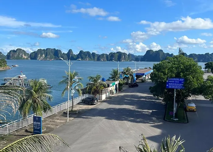Canh Buom - Tuan Chau *