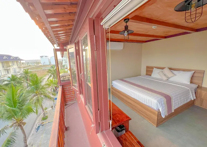 Canh Buom - Tuan Chau Hotel