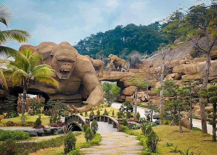 Canh Buom - Tuan Chau Hotel *